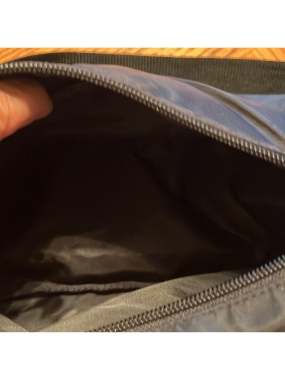 Nylon Bag - Picture 6 of 10